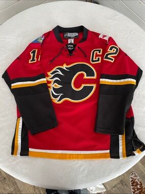 Calgary Flames Jarome Iginla #12 CCM Authentic Jersey (Size 48, Made in Canada)